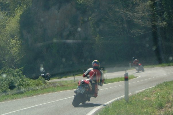 auf der Mauer, auf der Lauer...