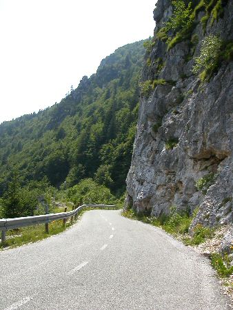 Gebirgsstrasse bei Baca